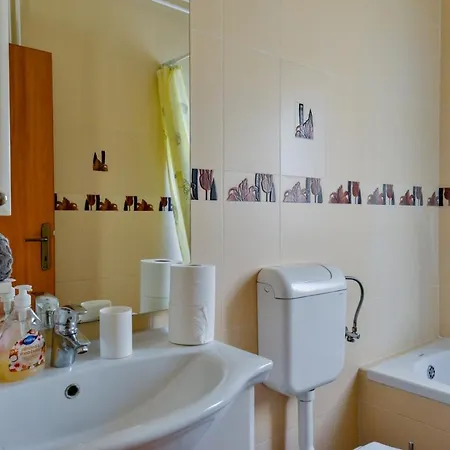 Guest house Aleks House With