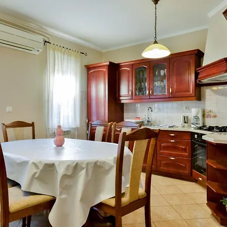 Aleks House With Umag