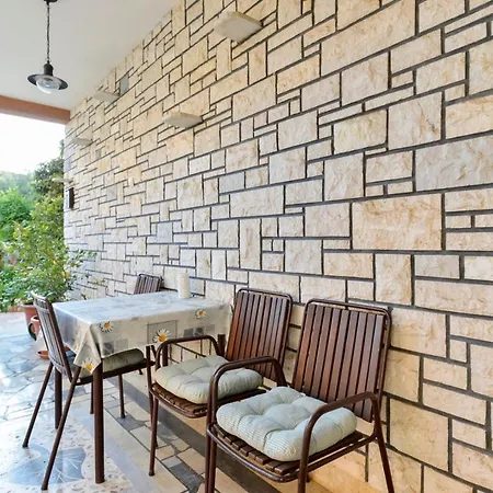 Aleks House With Gæstehus